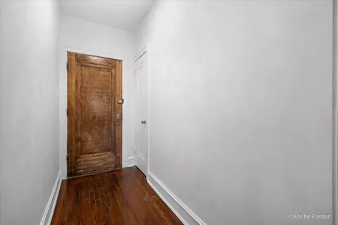 Entry Way - 726 Hinman Ave #2E, Evanston, IL 60202 photo 1 of 1