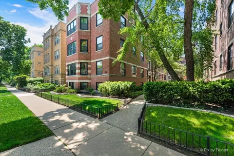 726 Hinman Ave #2E, Evanston, IL 60202