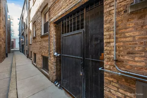 Exterior - 726 Hinman Ave #2E, Evanston, IL 60202 photo 3 of 3