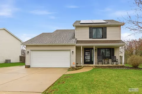 1447 Aspen Ln, Yorkville, IL 60560