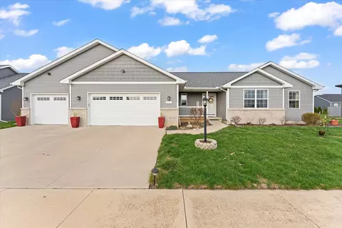 3503 S Deer Ridge Dr, Urbana, IL 61802