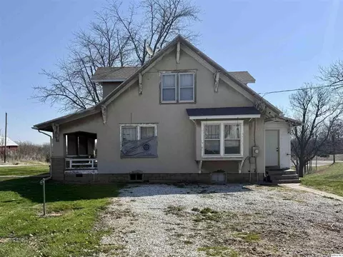 622 E Ctr, Loraine, IL 62349