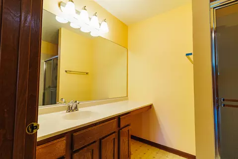 Bath - 21200 Silktree Cir #0, Plainfield, IL 60544 photo 1 of 3