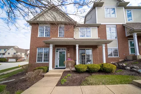 10639 Dani Ln, Orland Park, IL 60462