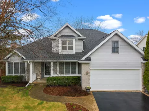 1128 Tara Dr, Woodstock, IL 60098