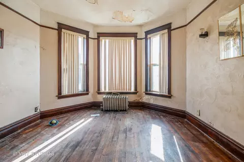 7206 S Champlain Ave, Chicago, IL 60619 photo 3