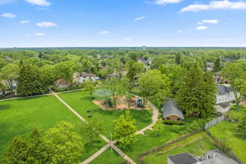View/Area - 128 Parkview Rd, Glenview, IL 60025 photo 3 of 3