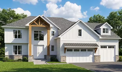 6382 Pelican St, Bettendorf, IA 52722