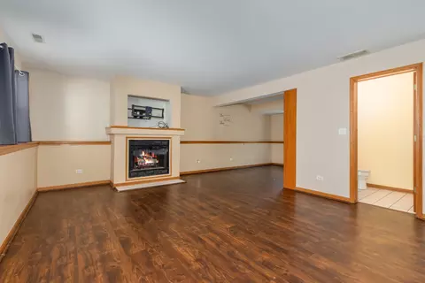 Living - 7202 Faxton Ln, Plainfield, IL 60586 photo 5 of 6