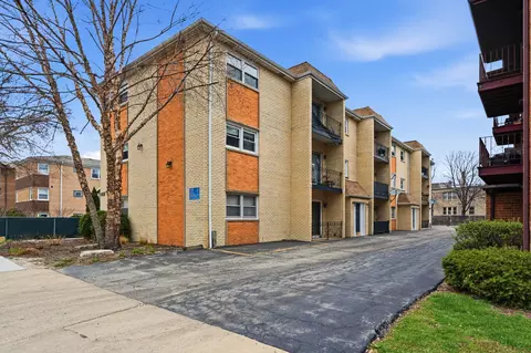 5979 N Northwest Hwy #103, Chicago, IL 60631