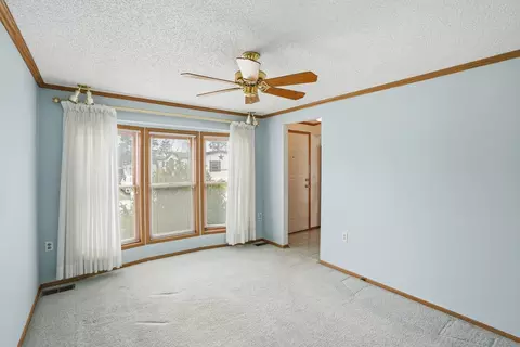 1 Swallow Ln, Beecher, IL 60401 photo 12