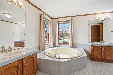 1 Swallow Ln, Beecher, IL 60401 photo 15