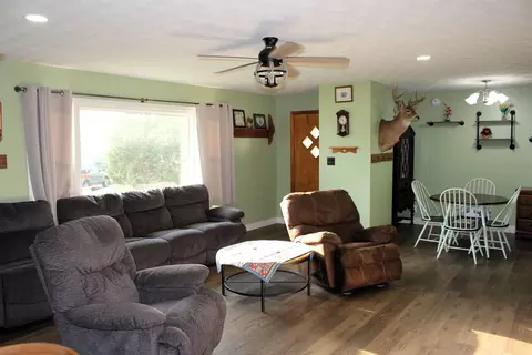 Other - 8 Edgelea Cir, Clinton, IL 61727 photo 1 of 6