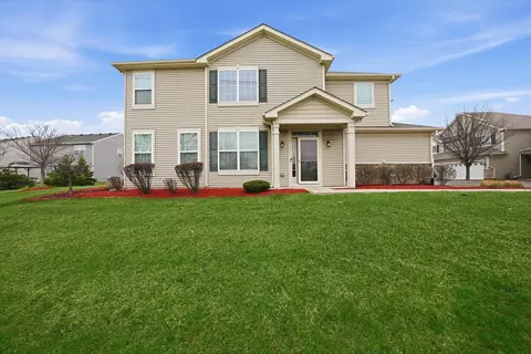 192 Owen St, Matteson, IL 60443