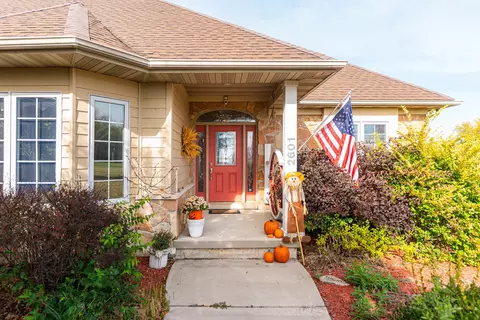 2601 N 3653rd Rd, Sheridan, IL 60551