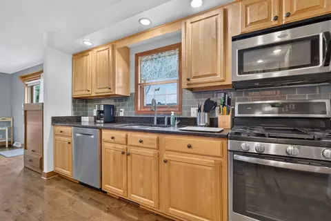Kitchen - 3365 N School Dr, Morris, IL 60450 photo 5 of 5