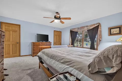 Bedroom - 3365 N School Dr, Morris, IL 60450 photo 3 of 7