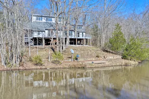207 Kennedy Rd, Carbondale, IL 62903