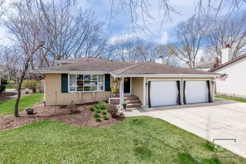 1317 Carol Ln, Naperville, IL 60565