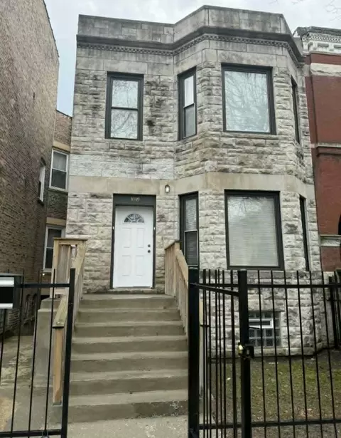 3339 W Monroe St, Chicago, IL 60624