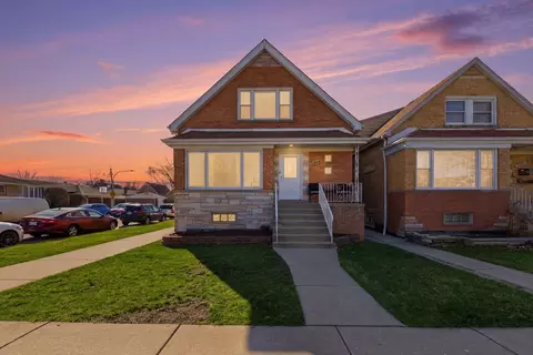 Exterior - 6558 S Karlov Ave, Chicago, IL 60629 photo 3 of 6