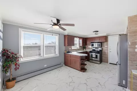 Kitchen - 6558 S Karlov Ave, Chicago, IL 60629 photo 5 of 7