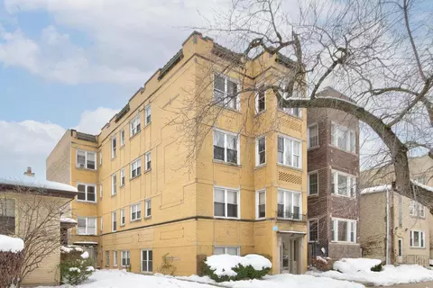 6206 N Francisco Ave #2B, Chicago, IL 60659