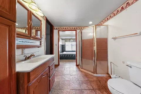 Bath - 299 E Lincoln St, Seneca, IL 61360 photo 1 of 2