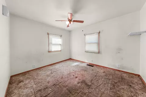 Bedroom - 299 E Lincoln St, Seneca, IL 61360 photo 2 of 3