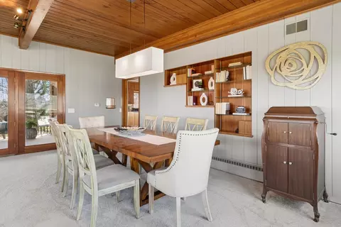 Dining - 615 Robin Rdg, Elgin, IL 60123 photo 2 of 3