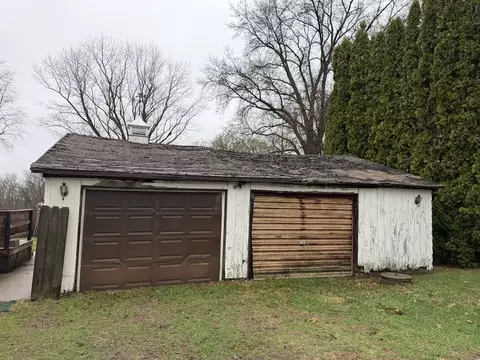 Other - 2403 Deets Rd, Sterling, IL 61081 photo 2 of 3