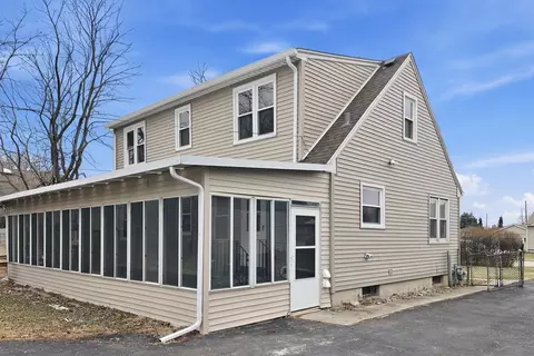 Exterior - 7545 Beloit Ave, Bridgeview, IL 60455 photo 2 of 5