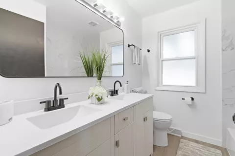 Bath - 7545 Beloit Ave, Bridgeview, IL 60455 photo 2 of 2