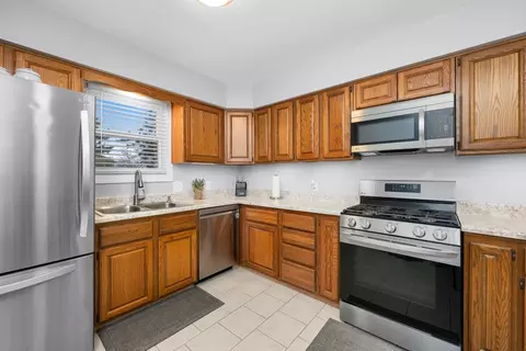 Kitchen - 925 12th Ave, Moline, IL 61265 photo 2 of 4