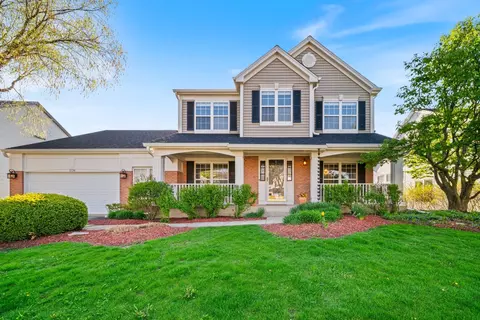 1126 Vista Dr, Gurnee, IL 60031