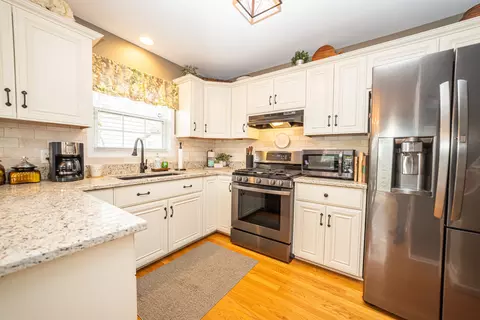 Kitchen - Undisclosed, Plainfield, IL 60586 photo 1 of 3