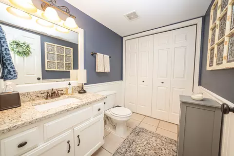 Bath - Undisclosed, Plainfield, IL 60586 photo 1 of 3