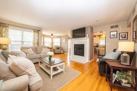 Living - Undisclosed, Plainfield, IL 60586 photo 1 of 5