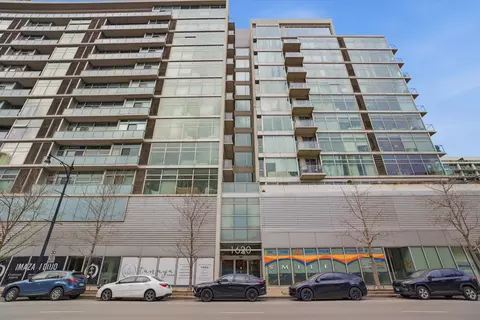 1620 S Michigan Ave #418, Chicago, IL 60616