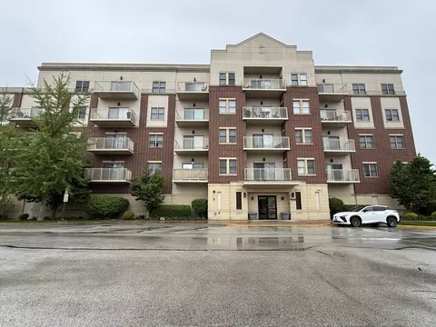 9440 S 51st Ave #502, Oak Lawn, IL 60453