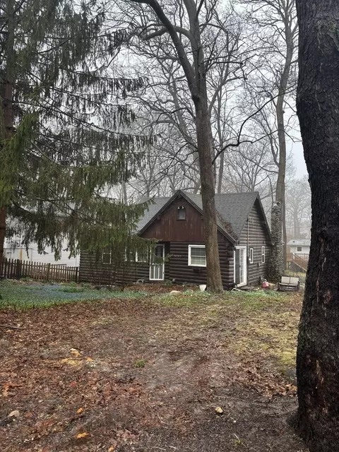 38282 N Hamilton Cir, Spring Grove, IL 60081