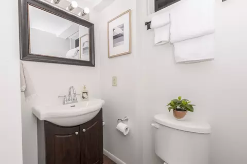Bath - 1810 Hoover Dr, Normal, IL 61761 photo 5 of 5