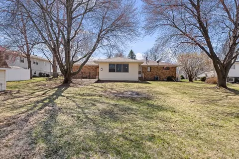 Exterior - 1003 14th Ave B, Orion, IL 61273 photo 5 of 7