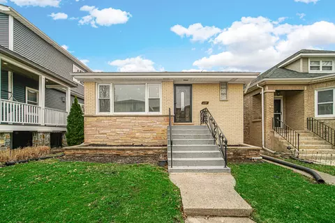 2219 N 74th Ct, Elmwood Park, IL 60707