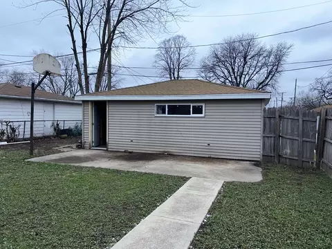 Exterior - 15210 Evers St, Dolton, IL 60419 photo 5 of 5