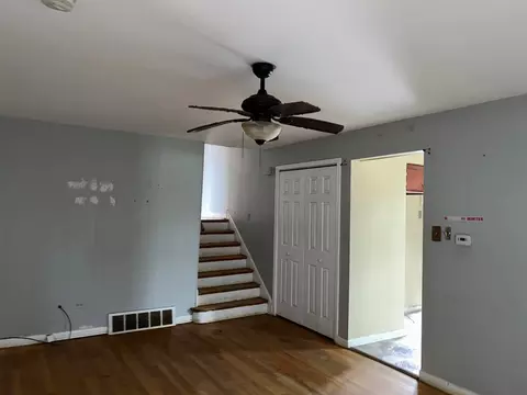 Living - 15210 Evers St, Dolton, IL 60419 photo 2 of 3