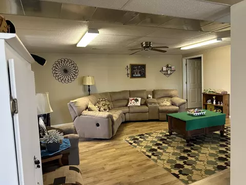Living - 18760 Hillside Rd, Morrison, IL 61270 photo 3 of 5