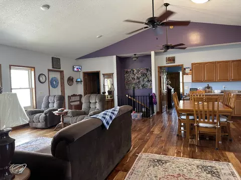 Living - 18760 Hillside Rd, Morrison, IL 61270 photo 2 of 5