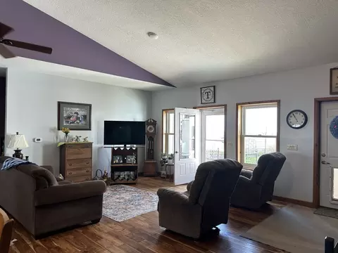 Living - 18760 Hillside Rd, Morrison, IL 61270 photo 1 of 5