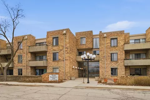 1926 Prairie Sq #313, Schaumburg, IL 60173